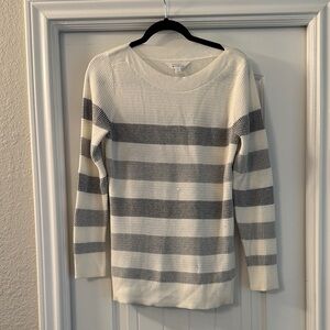 Market & Spruce Striped Crew Neck Sweater in Gray and Cream